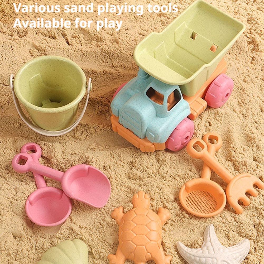 Kids Outdoor Entertainment - 7Pcs Beach Sand Toys Set for